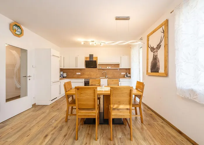 Franz Josef - By Mynests * Aich (Styria)